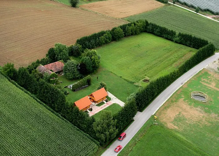 بيت للعطل House Jas-mar Radoslavci